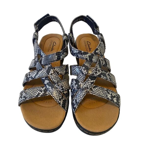 Clarks Collection Ultra Comfort Gray & White Adjustable Velcro Strap Sandals. - Picture 2 of 7